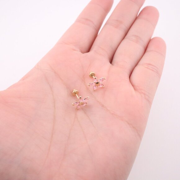 Elegant Women's 14k Gold Pink Flower Stud Earrings Delicate Floral Jewelry ** - Picture 9 of 11